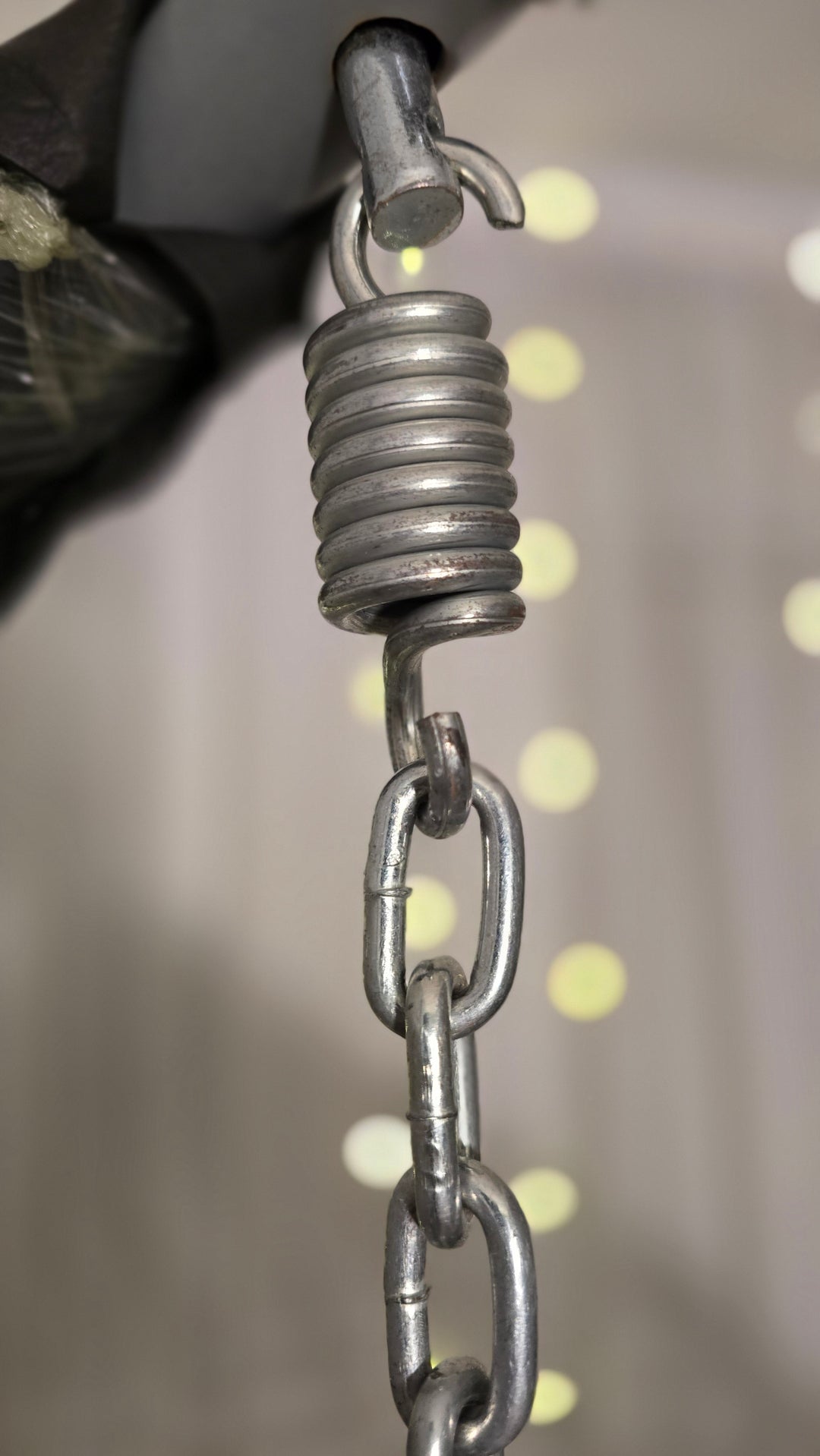 Pakabinami lauko krėslai su stovu viengubas/dvigubas